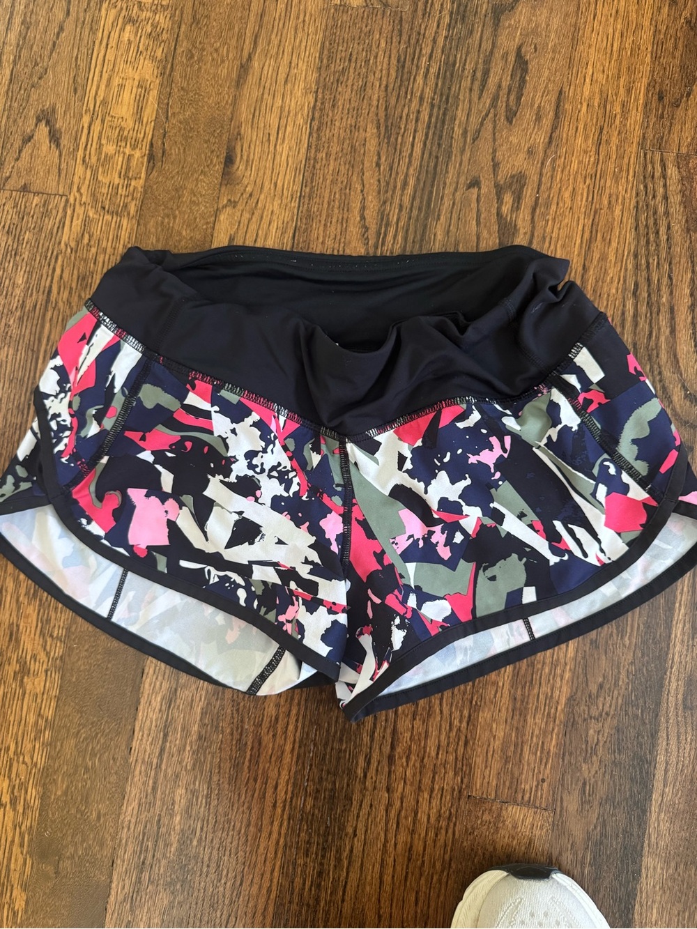 Women's Lululemon Athletic Running Shorts Size 4